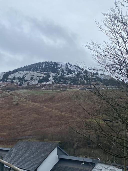 Mountain View Two Bedroom Llwynypia Buitenkant foto